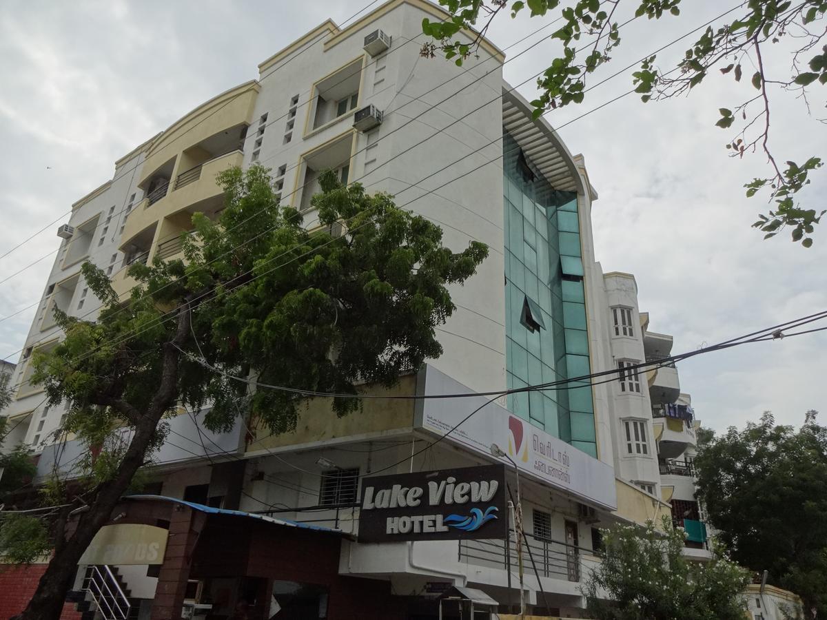 Lake View Hotel Madurai Ngoại thất bức ảnh
