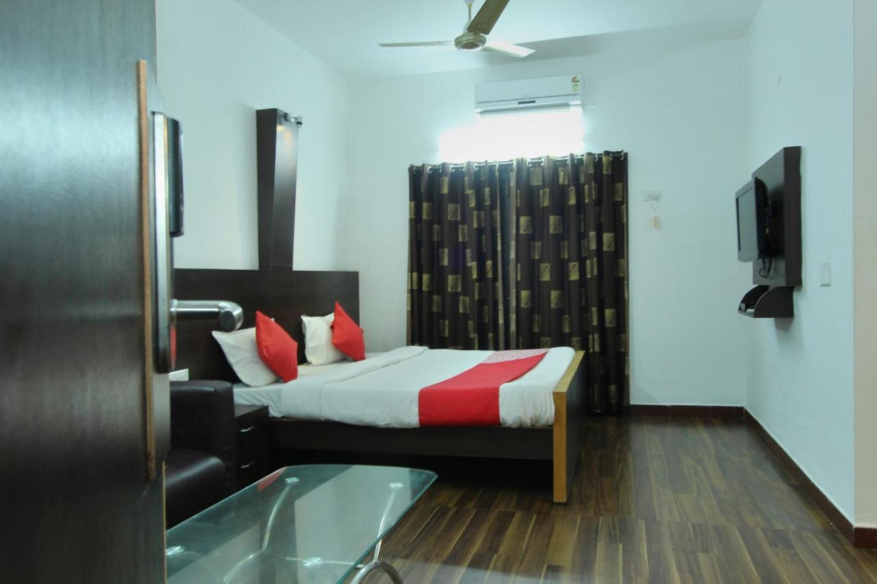 Lake View Hotel Madurai Ngoại thất bức ảnh